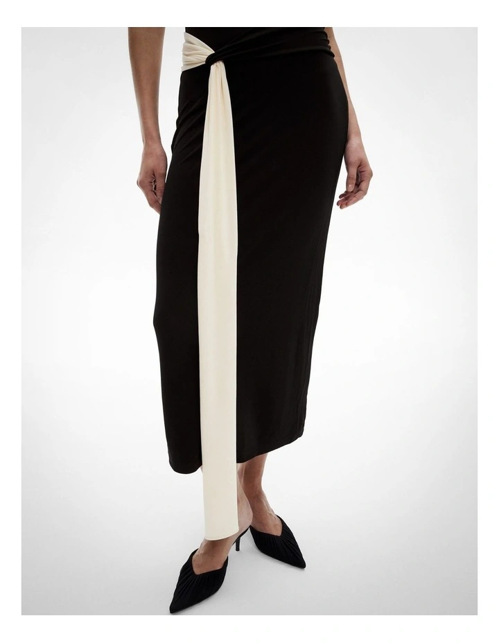 Contrast Drape Dress in Black Multi image 4