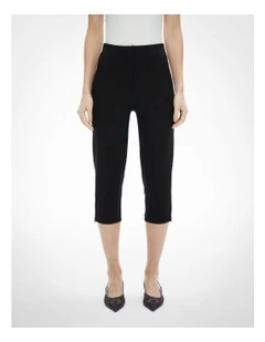 Capri Pants in Black