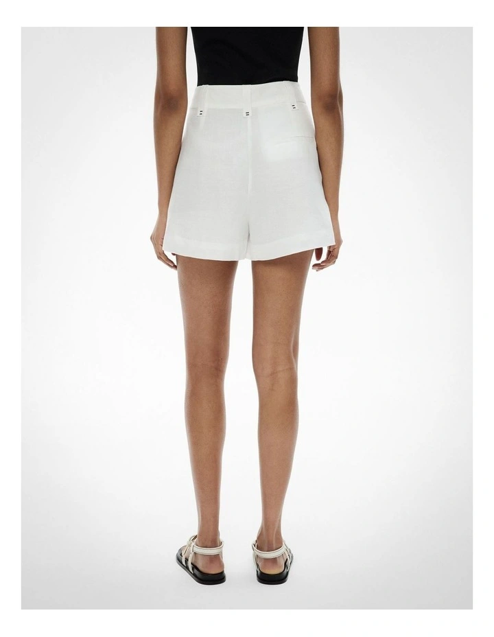 Tailored Shorts in Fresh White image 5