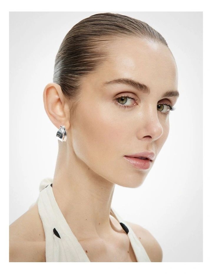 Romi Hoop Earrings in Silver image 2