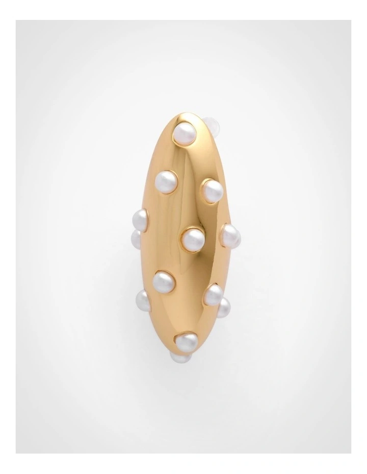 Uma Pearl Earrings in Gold image 3
