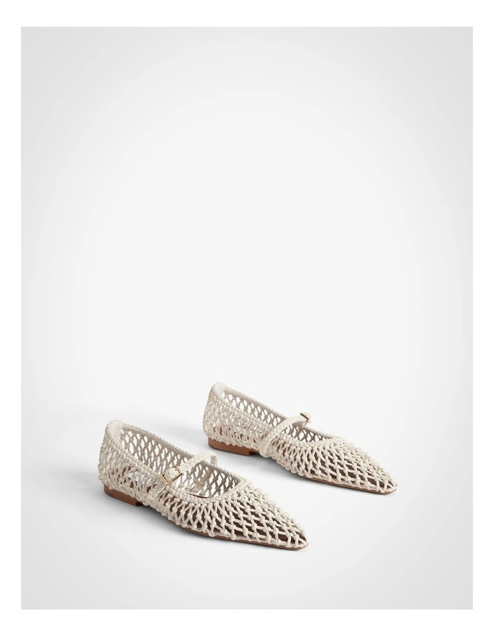 Olivia Flats in Chalk image 3