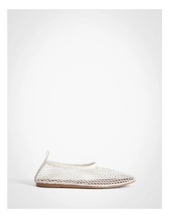 Mindy Mesh Flats in Fresh White