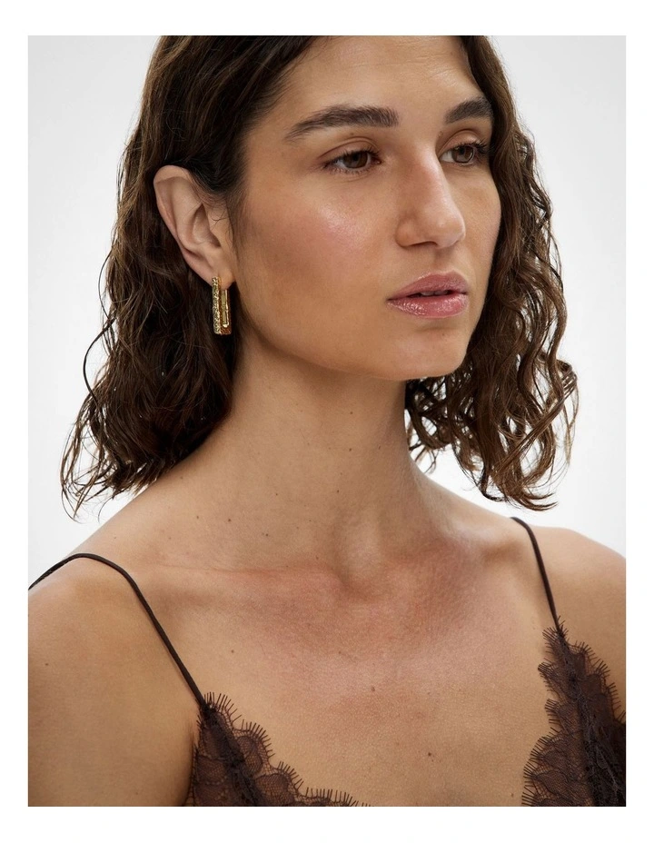Sage Hoop Earrings in Gold image 2