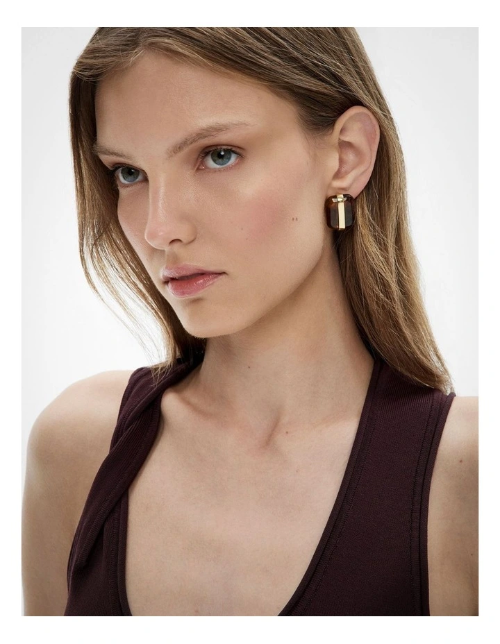 Nerida Stud Earrings in Gold image 2