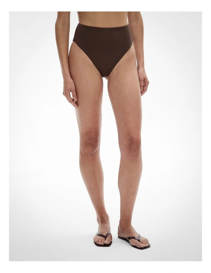 Twist Bikini Bottom in Cocoa image 2