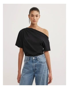 Asymmetric Relaxed T-shirt in Black