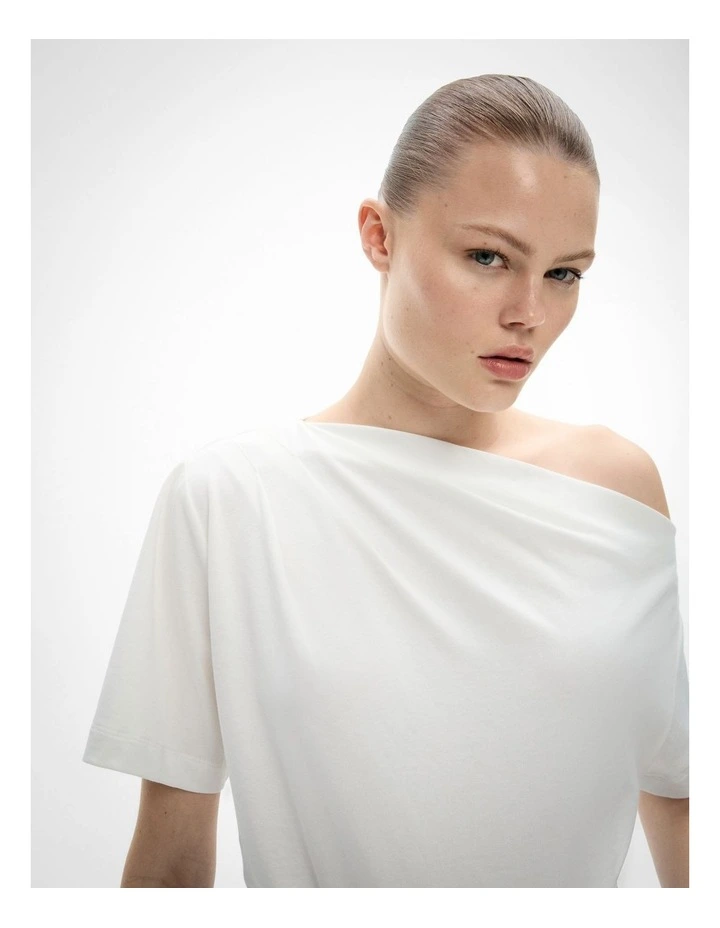 Asymmetric Relaxed T-shirt in Fresh White image 3