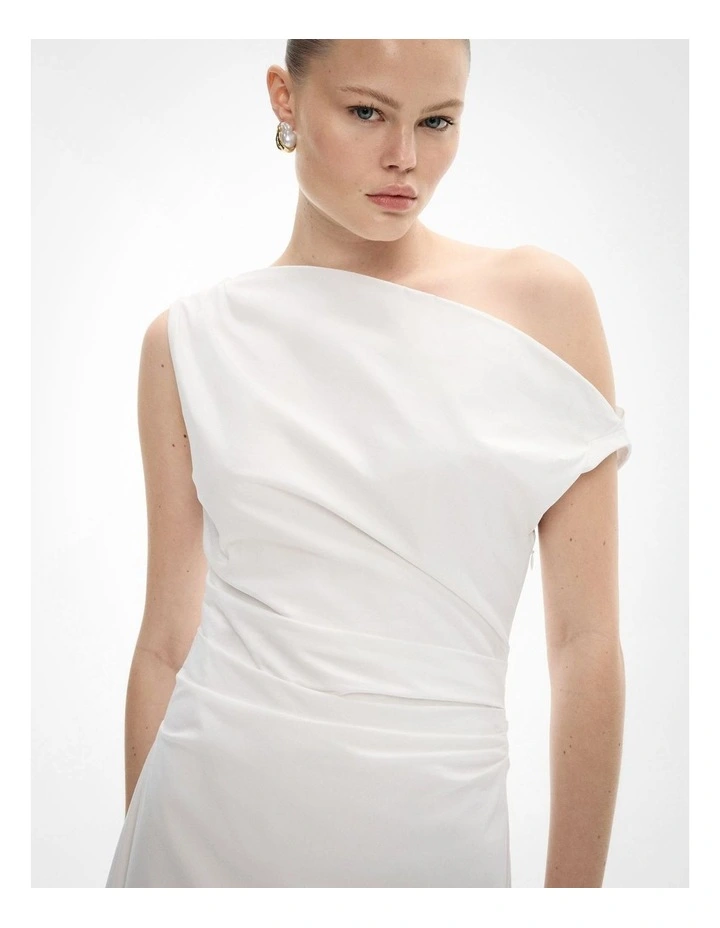 Asymmetric Shoulder Dress in Fresh White image 3