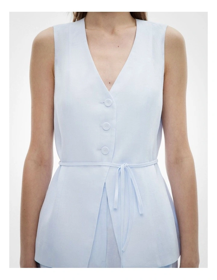 3 Button Vest in Blue Air image 3