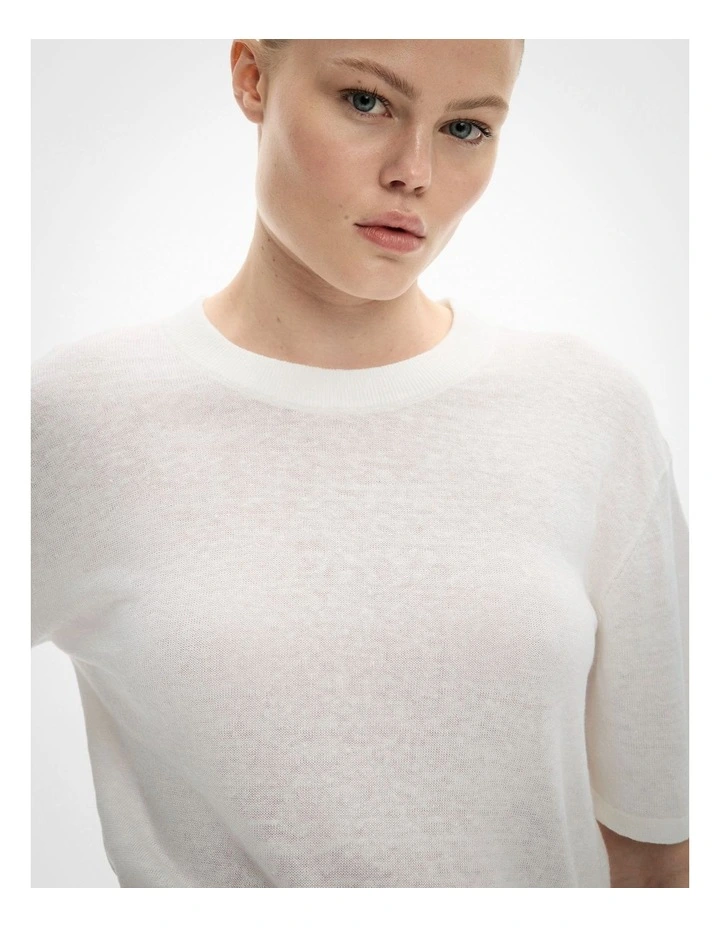 Linen Knit T-shirt in Fresh White image 3