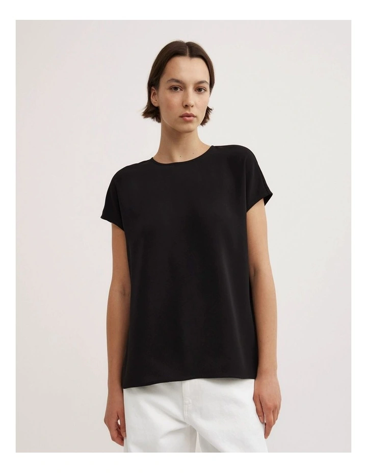 Crepe T-shirt in Black image 1
