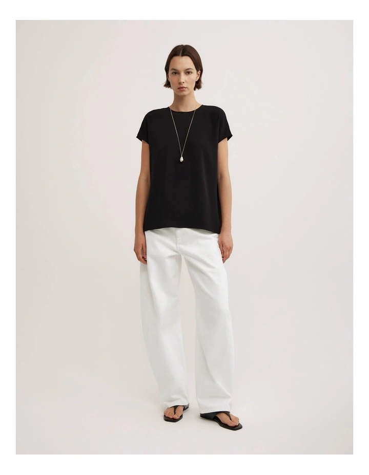 Crepe T-shirt in Black image 2