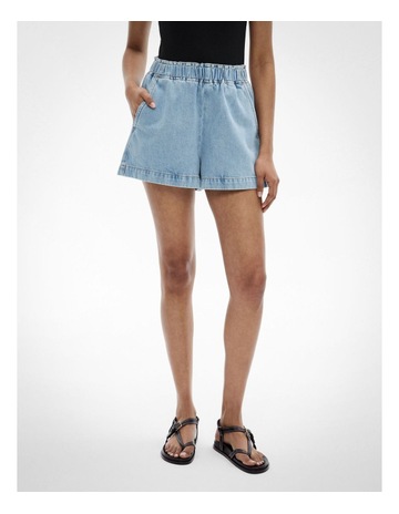 Vintage Wash Denim colour