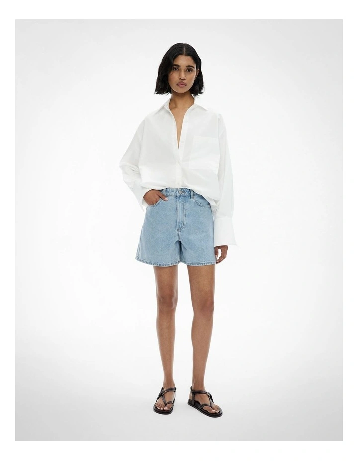 Classic Denim Shorts in Vintage Wash Denim image 2