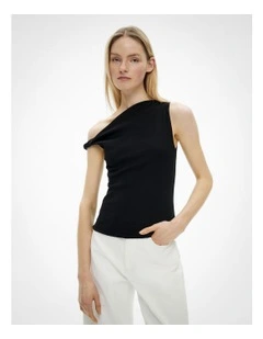 Twist Asymmetric Top in Black