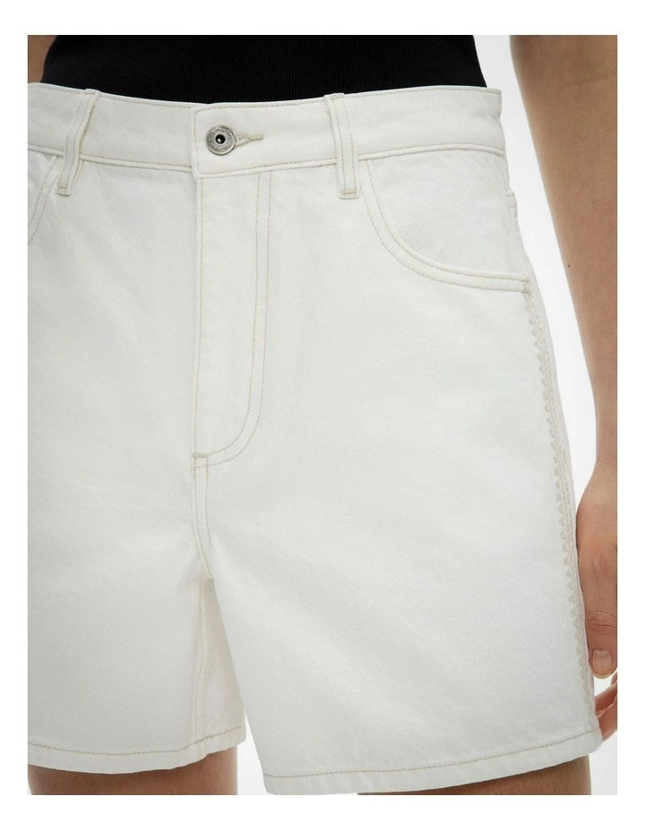 Stitch Denim Shorts in Parchment image 4