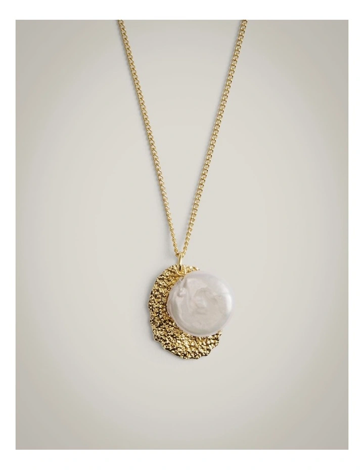 Eloise Necklace in Gold image 3