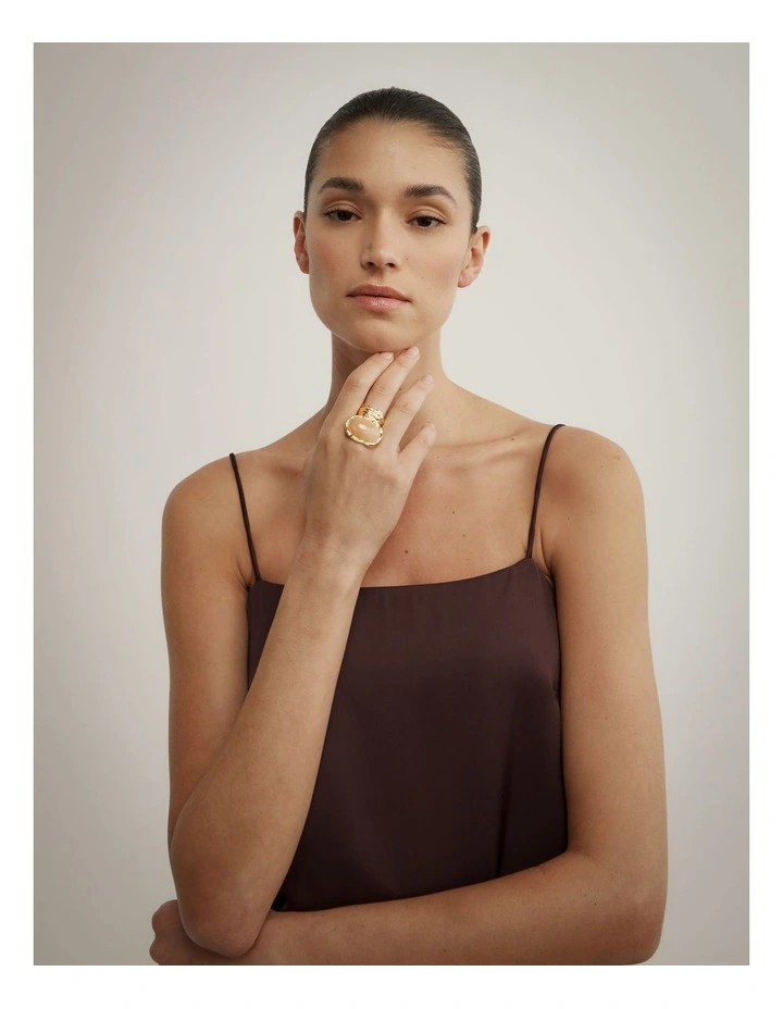 Frankie Ring in Gold image 2