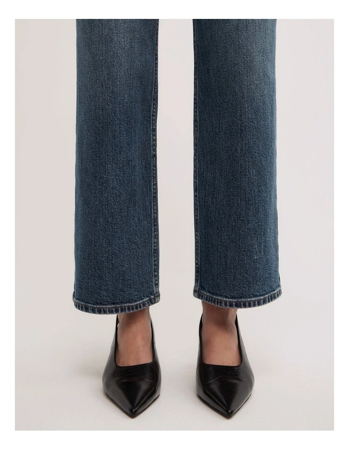 Straight Crop Jeans in Sorrento Blue image 4