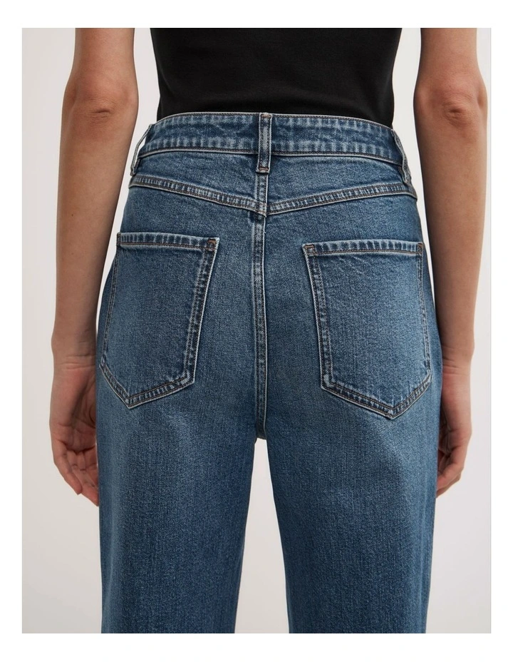 Straight Crop Jeans in Sorrento Blue image 5