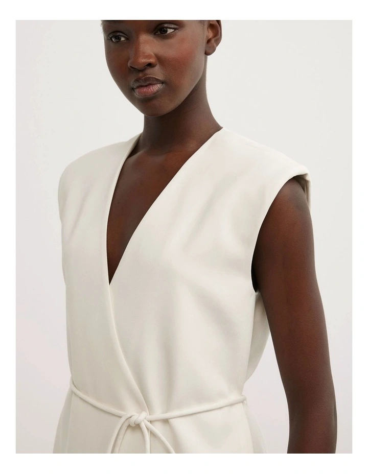 Tailored Vest in Vanilla image 4