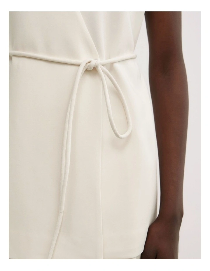 Tailored Vest in Vanilla image 5