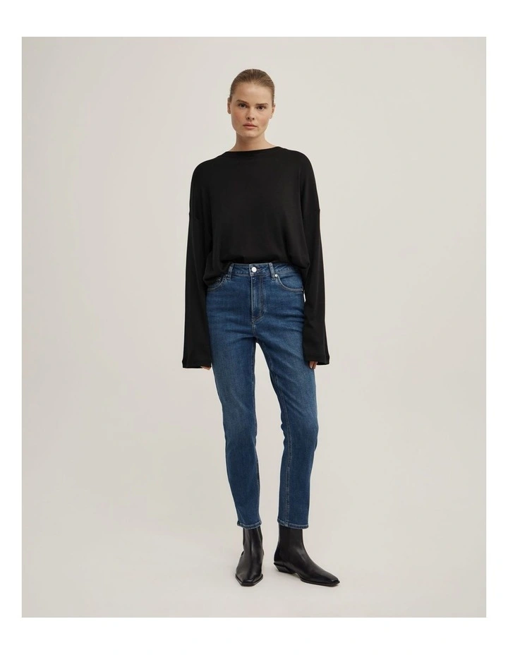 Skinny Jeans in Mid Blue image 4