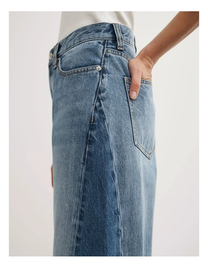 Contrast Barrel Jeans in Blue Multi image 5