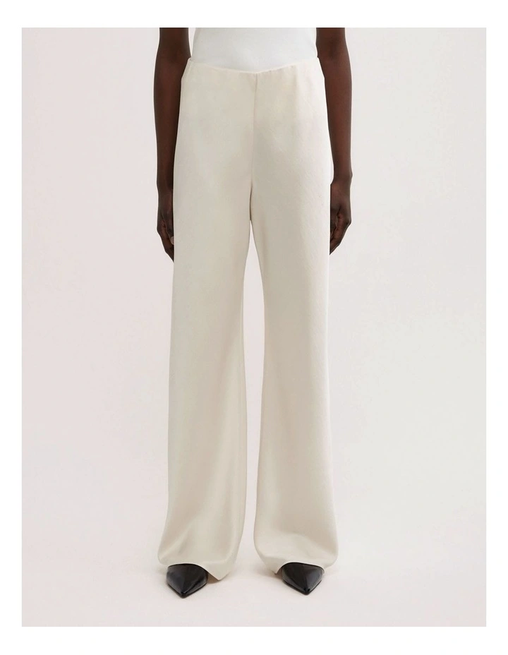 Clean Bias Pants in Vanilla image 3