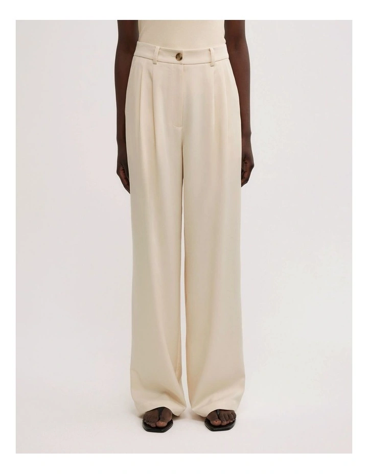 Fluid Tencel Pant in Butter image 2