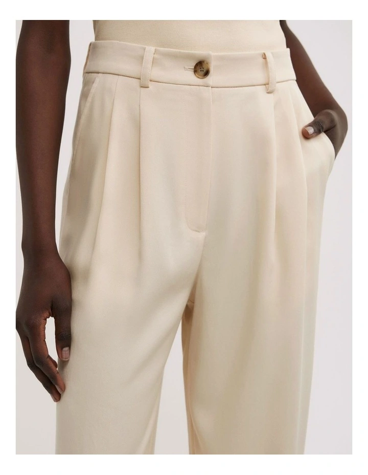 Fluid Tencel Pant in Butter image 4