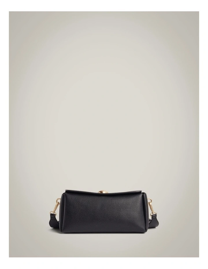 Astrid Crossbody Bag in Black image 3