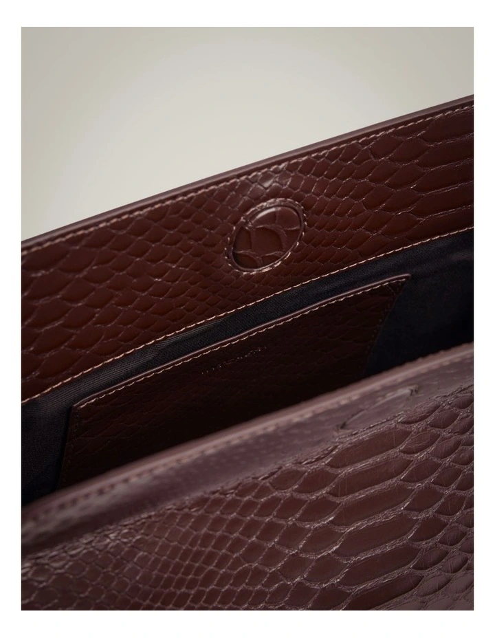 Astrid Crossbody Bag in Fig image 4