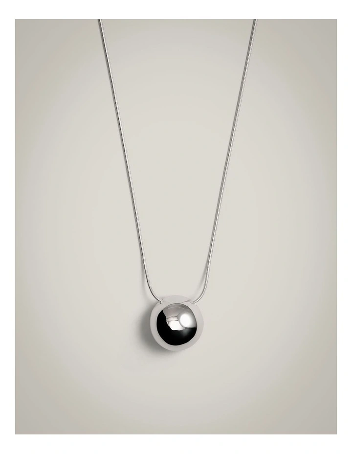 Stella Necklace in Silver image 3