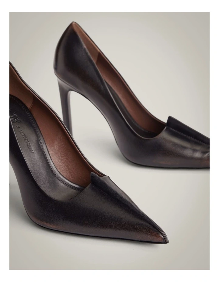 Sharp Pump Heels in Black image 4