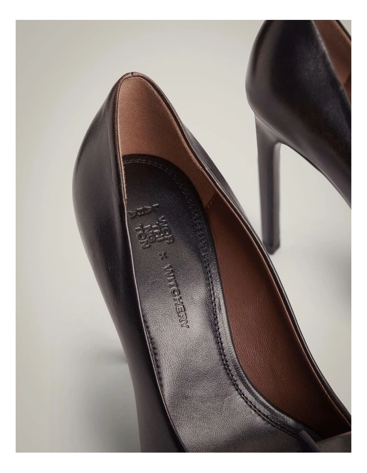 Sharp Pump Heels in Black image 6