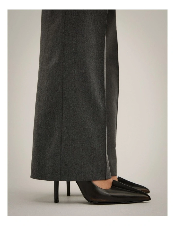 Sharp Pump Heels in Black image 7