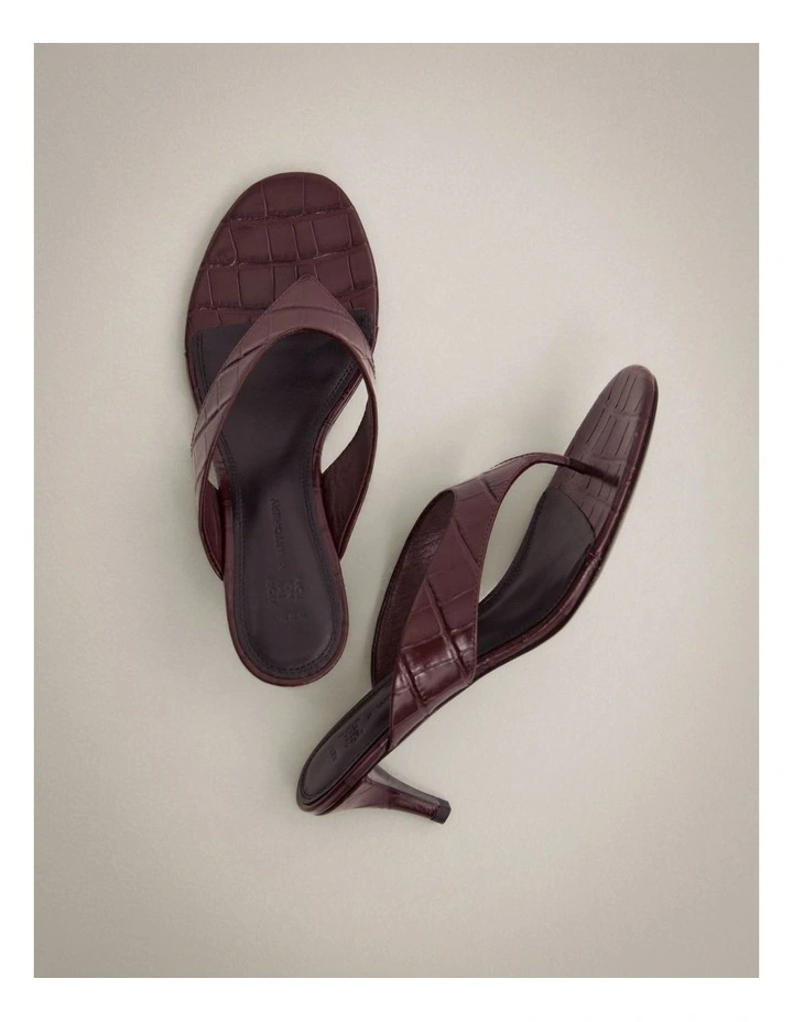 Toe Post Mule Heels in Fig image 7