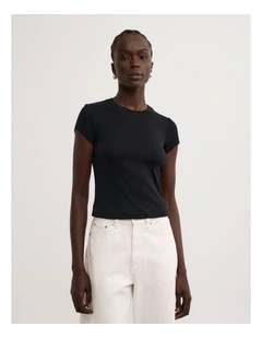 Short Sleeve Fitted T-shirt in Black