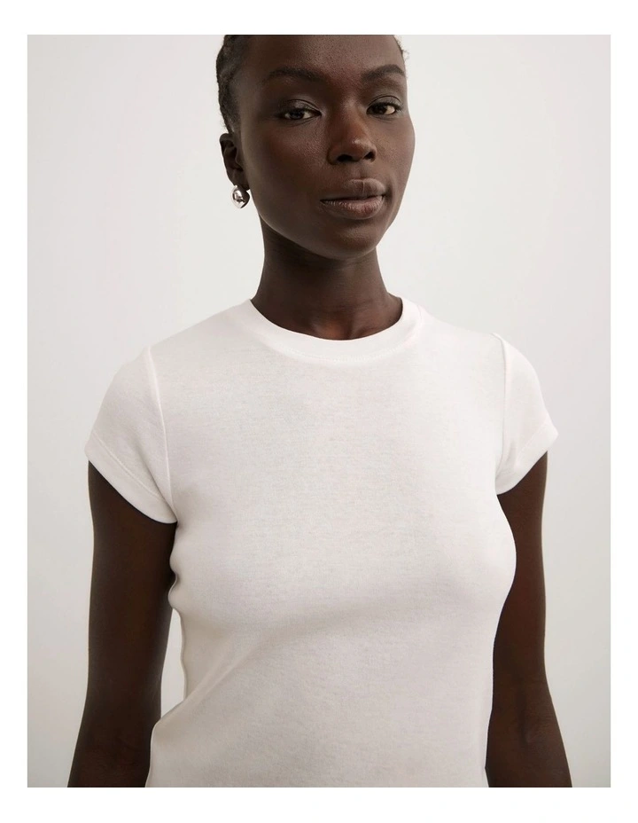 Short Sleeve Fitted T-shirt in Fresh White image 3