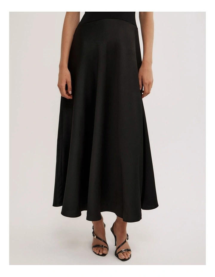 Hybrid Knit Dress in Black image 4