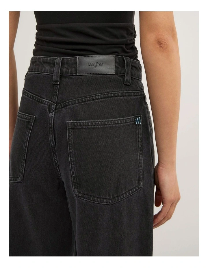 Pocket Detail Barrel Jeans - Lara Worthington in Washed Black image 6