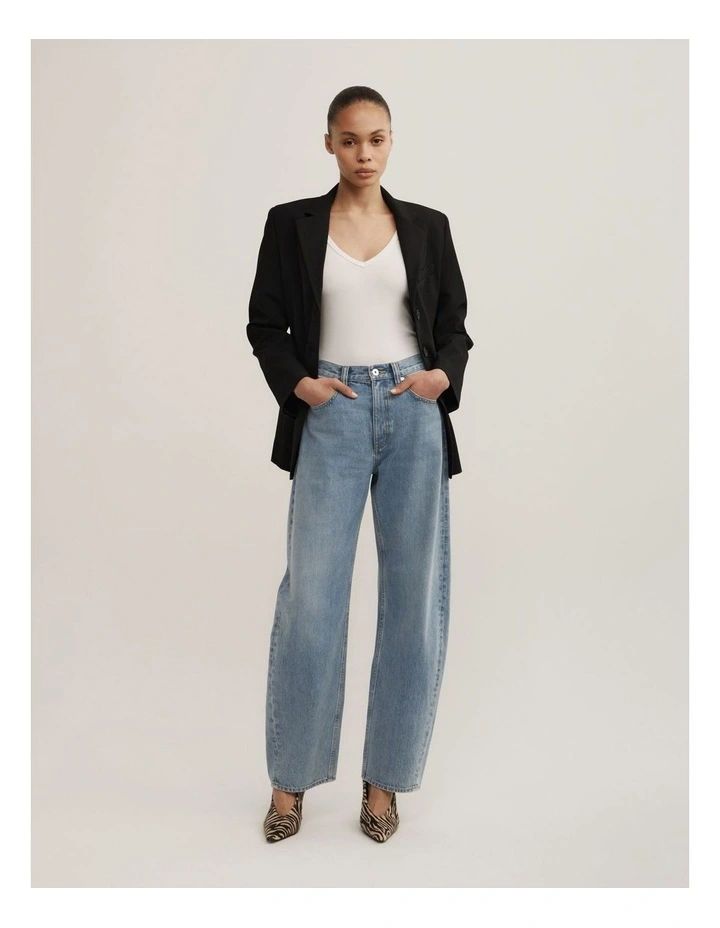 Soft Curve Jeans in Amalfi Wash image 1