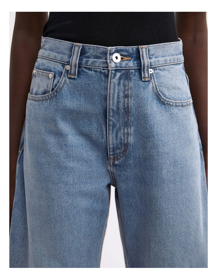 Soft Curve Jeans in Amalfi Wash image 3