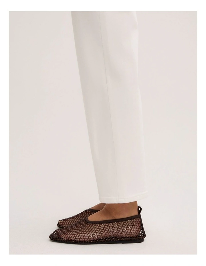 Straight Crop Jeans in Parchment image 4