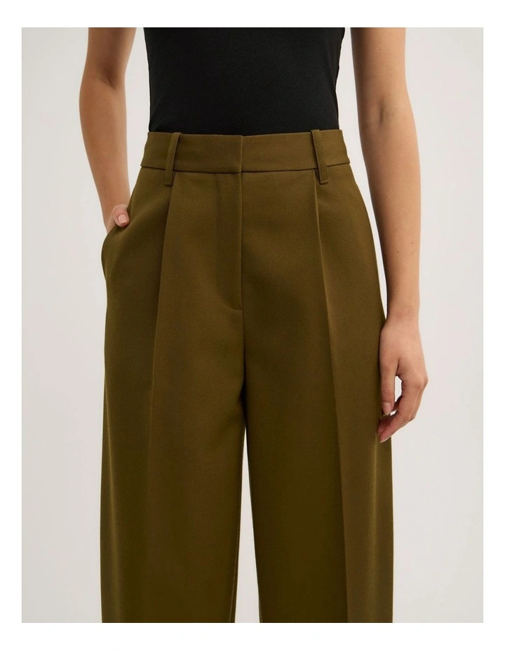 Barrel Trousers in Khaki image 3