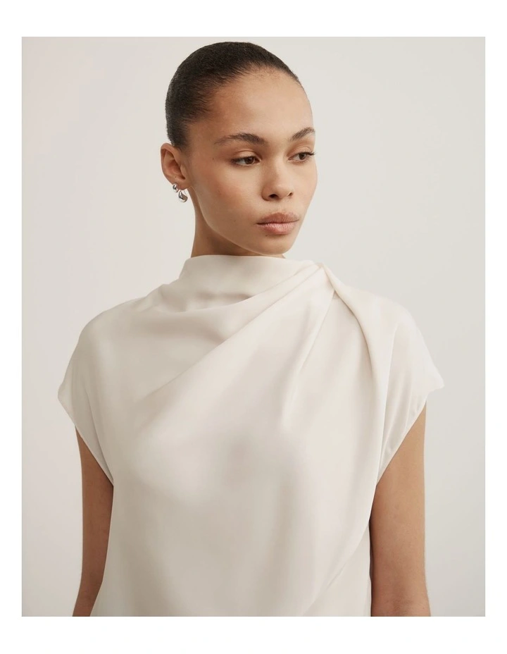 Tuck Shoulder Top in Vanilla image 3