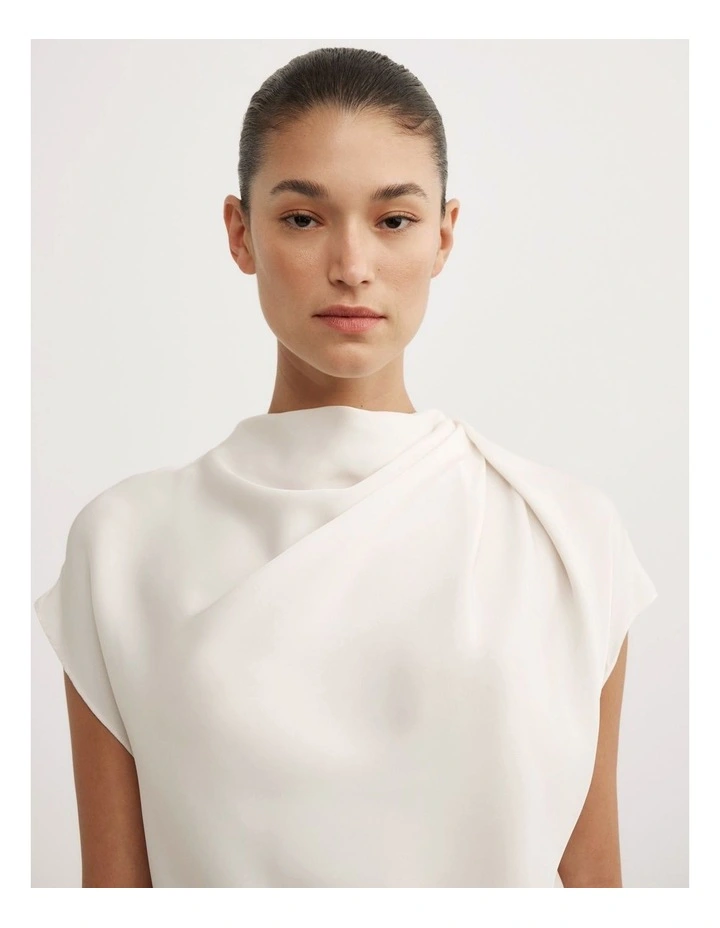 Tuck Shoulder Top in Vanilla image 3
