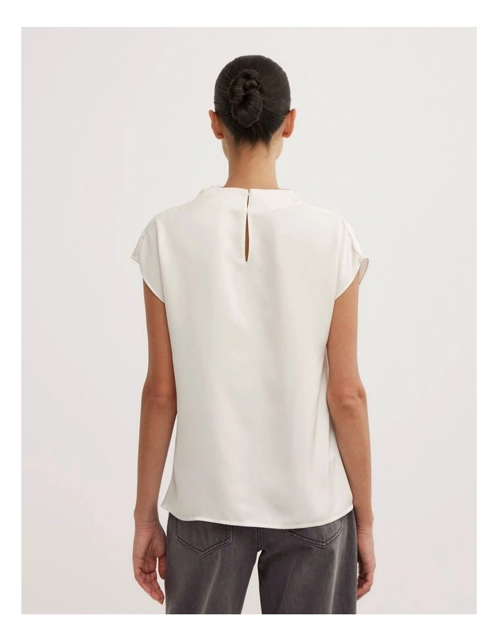 Tuck Shoulder Top in Vanilla image 4